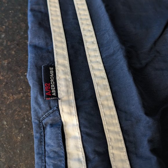 A&F Vintage 90s Men Size L Navy Blue Wind Track Pants Abercrombie & Fitch - Picture 9 of 17